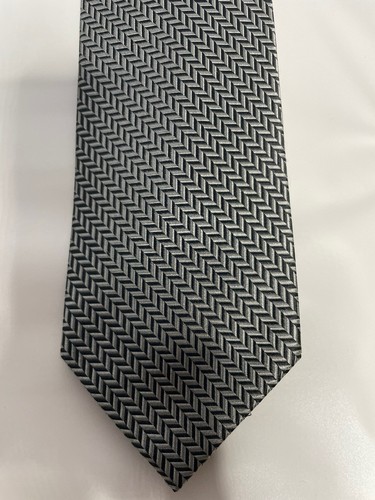 Paul Fredrick Neck Tie Gray Herringbone 100% Silk 60” X 3.5” - Picture 1 of 8