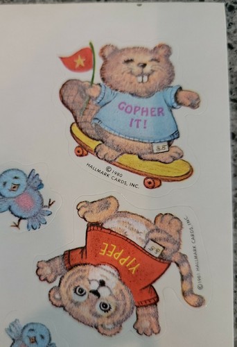 Vintage 80er Hallmark Fuzzy Sticker Shirt Geschichten beflockt Stick ons TV Figuren - Bild 5 von 6