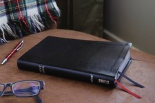 NIV Thinline Holy Bible Bonded Leather Cover Red Letter Comfort Print Black
