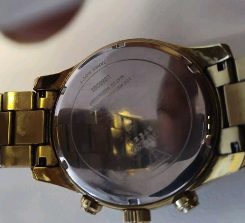 Reloj Guess para hombre multifunción esfera negra correa de acero dorado - U0602G1 - Imagen 2 de 9