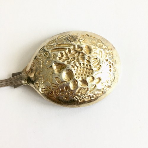 EPNS Sheffield England Serving 9” Spoon with Embossed Fruit Design Bowl - Picture 4 of 5