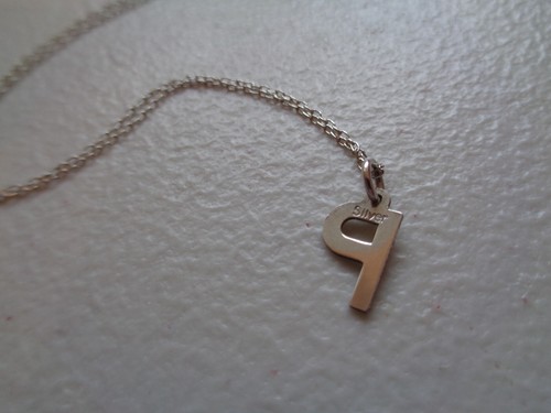 Collar de plata 925 con cadena colgante letra P 17 pulgadas peso 1,5 gramos usado - Imagen 12 de 16