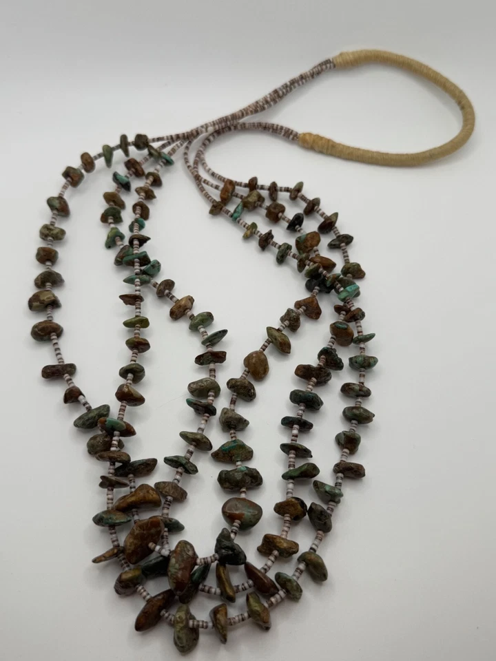 Vintage Santo Domingo Turquoise Nugget Heishi Triple Strand Necklace Foto 3 de 4