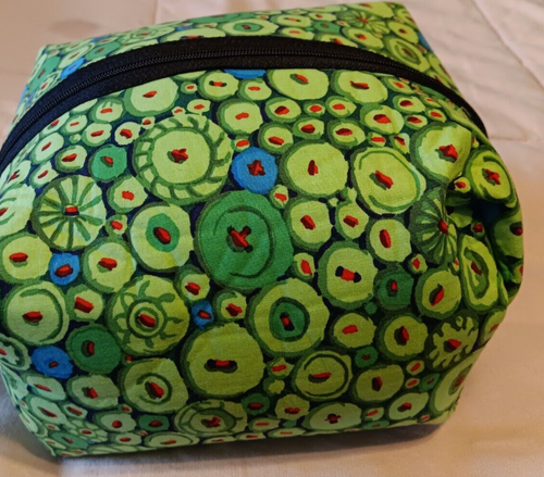 Handmade Storage Travel Luggage Accessory Lot Makeup Geometric Bead Mesh Zipper - Picture 5 of 8