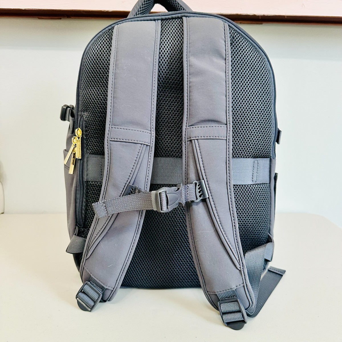 ISAAC MIZRAHI TIKTOK VIRAL LAPTOP ON-THE-GO ESSENTIALS TRAVEL