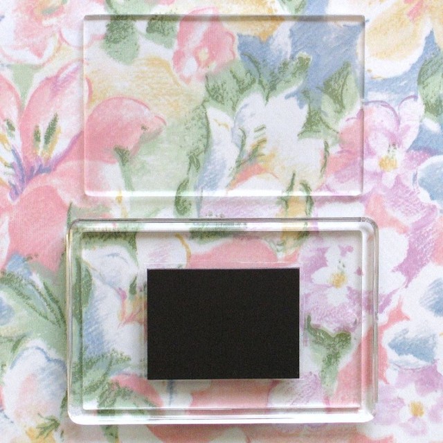 8x Blank Acrylic Fridge Magnets 70x45mm Photo Size 78x52mm Frame C1108