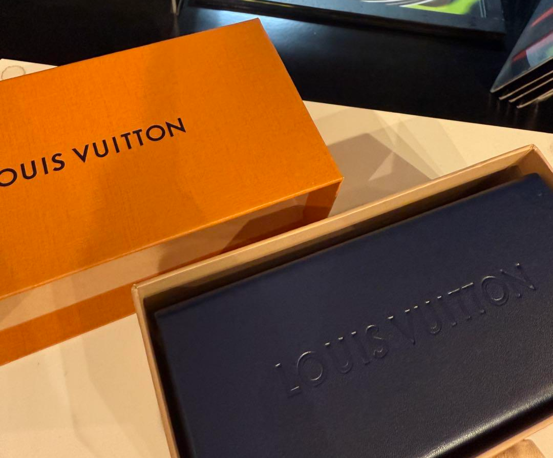 LOUIS VUITTON LV Super Vision Round Sunglasses Z2386U