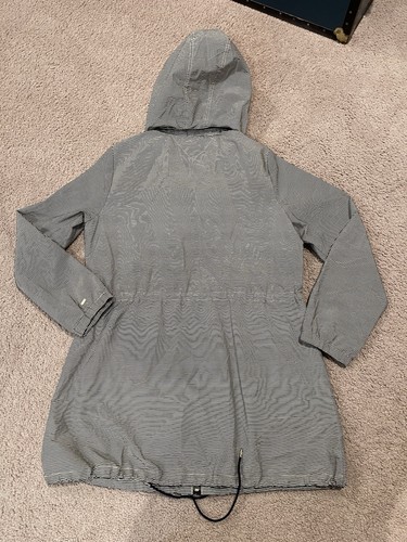 TOMMY HILFIGER Hooded Pinstripe Lightweight Windbreaker/Rain Jacket LARGE Preown - Picture 11 of 11