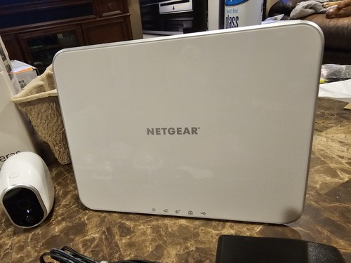 Netgear Arlo Wireless Home Security Camera System 2 Camera Kit - Picture 7 of 19