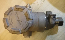 ROSEMOUNT DIFF PRESSURE TRANSMITTER 14.7 - 30 PSI Model 2051TG1A2B21JDOQ4GE SS