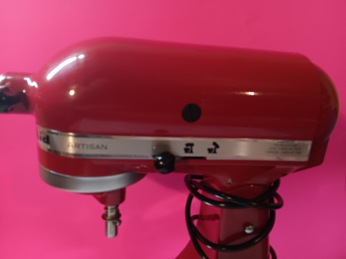 KitchenAid Artisan KSM150PSER Empire Red 5 Quart Tilt-Head Stand Mixer Only - Picture 3 of 12