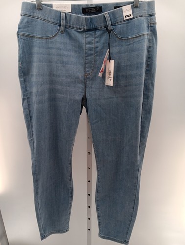 Judy Blue Jeans Women's Plus 20 W Blue Light Wash Denim Skinny Fit Jeggings New - Picture 1 of 19