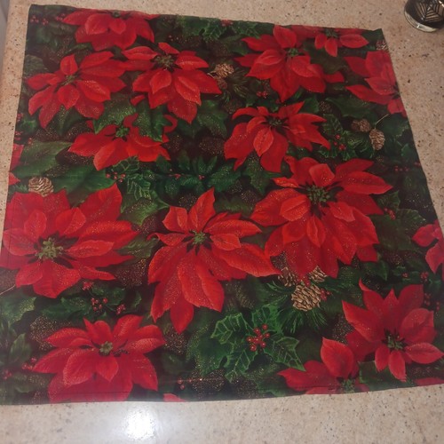 Poinsettia Christmas Napkins & Placemats Set Of 4 Holiday Dining Table Decor (B) - Picture 12 of 12