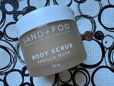 Sand + Fog BODY SCRUB in VANILLA MUSK * 10 oz Jar