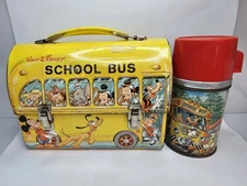 VINTAGE WALT DISNEY SCHOOL BUS LUNCHBOX AND THERMOS *RED CAP!