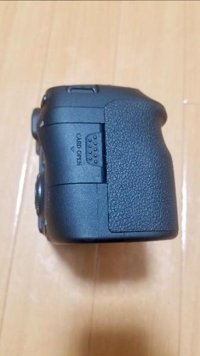 Canon EOS 6D Mark II DSLR Camera Body Under 6000 Shots Excellent Condition Japan - Picture 6 of 12