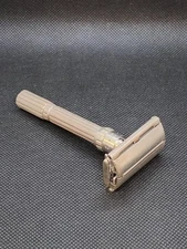 GILLETTE M 4 1967 SLIM 1-9 ADJUSTABLE SAFETY RAZOR #71 NICE!