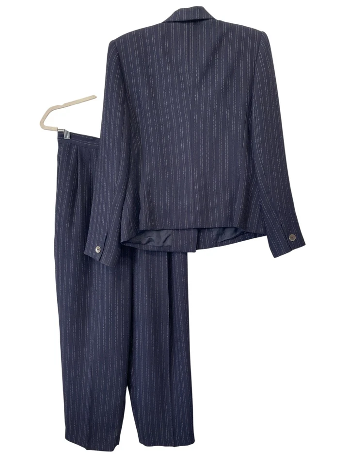 复古 90 年代 Valerie Stevens 套装 10 码海军蓝金属细条纹两件式 — 第 2/4 张图片