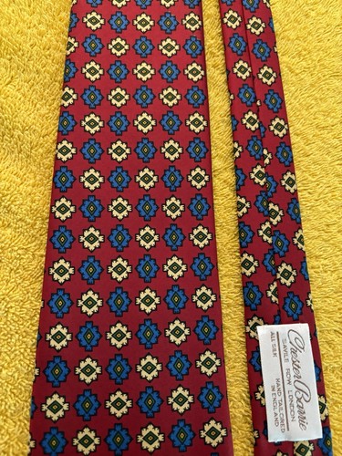 Corbata Chester Barrie roja con estampado de foulard de seda hecha en Inglaterra 3 7/8" W x 59" L nueva sin etiquetas - Imagen 8 de 11