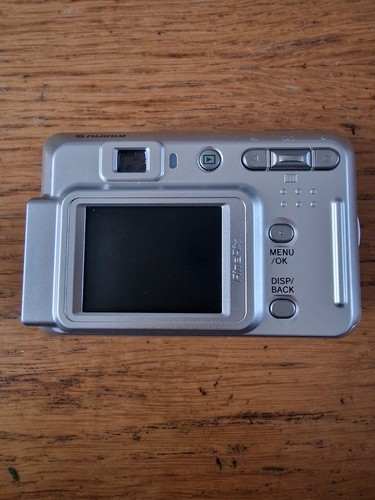 Fujifilm FinePix A500 blau 5,1 Megapixel 3x optischer Zoom originalverpackt und voll funktionsfähig - Bild 3 von 18