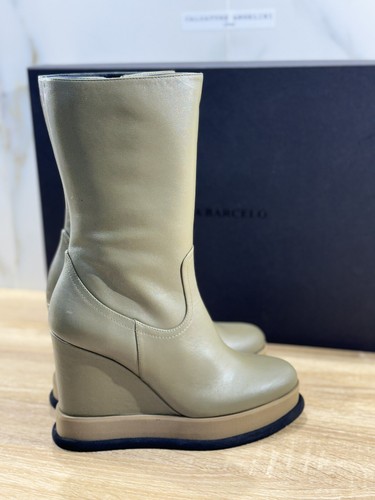 Paloma Barcelo’ Botines Alena Mujer Piel Verde Cuña Luz Extra 40 - Imagen 5 de 6