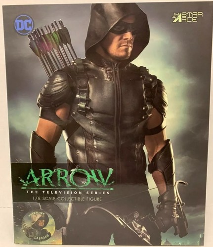 DC COMICS FIGURA ARROW REAL MASTER SERIES OLIVER QUEEN STAR ACE - Foto 4 di 7