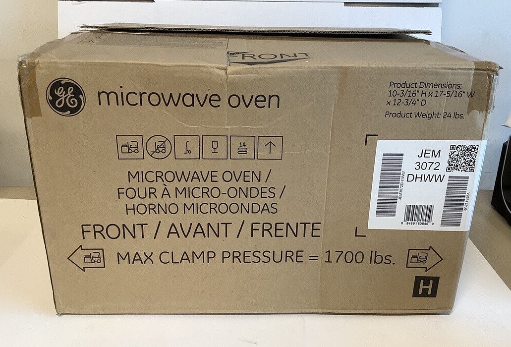 GE JEM3072DHWW 0.7 Cu. Ft. 700W Small White Compact GE JEM3072DHWW 0.7 Cu. Ft. 700W Small White Compact