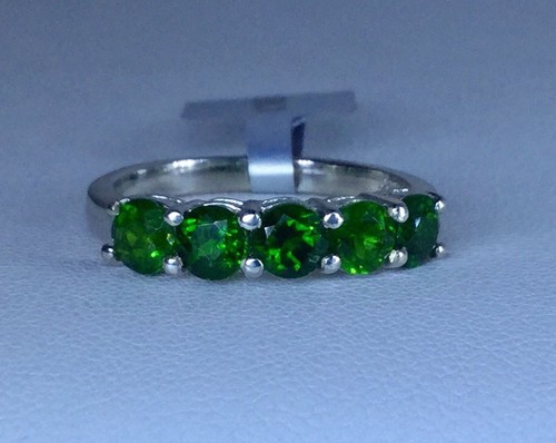 Size 9 Russian Chrome Diopside Sterling Silver Ring TGW 2.00 Carats - Picture 1 of 8