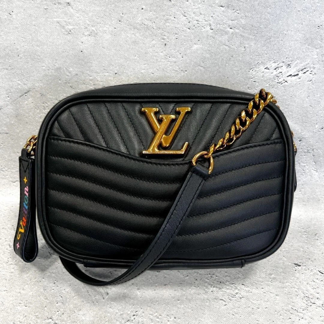 LOUIS VUITTON Authentic Women's New Wave Camera Bag Shoulder Bag Logo Black