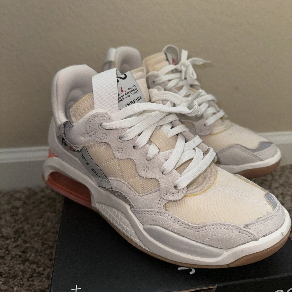 Jordan MA2 Future Beginnings W for sale | eBay
