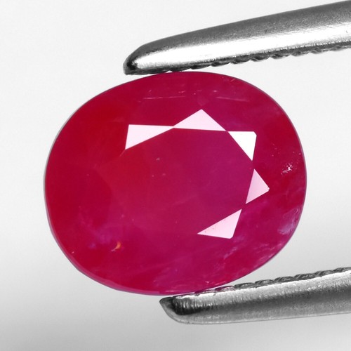 ๐ 1.30ct 6.5x5.5mm Oval Natural Purplish Red Ruby - Heated, Myanmar Gem