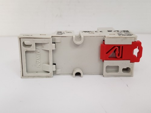EATON D7PAA RELAY SOCKET 16A 300V 20A 300V  NNB - Picture 4 of 5