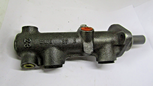 Brake Master Cylinder Beck/Arnley 072-8089 fits 80-91 VW Vanagon NEW Germany - Picture 3 of 6