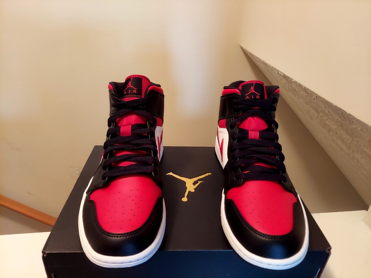Nike Air Jordan 1 Mid Shoes Bred Toe Red Black White 554724