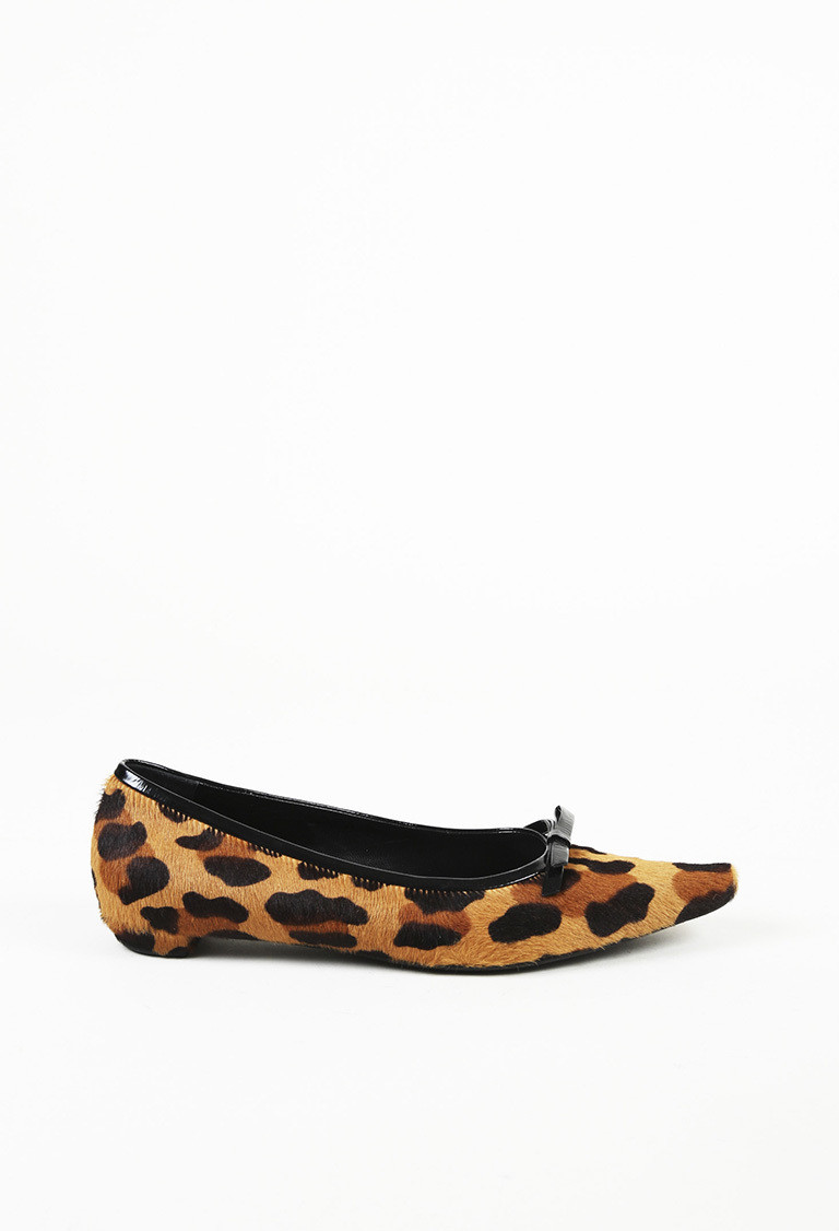 Prada Animal Print Calf Calf Calf Hair Pointed Flats SZ 37.5 63c161 Prada Animal Print Calf Calf Calf Hair Pointed Flats SZ 37.5 63c161