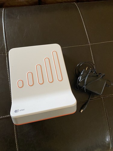 AT&T 3G MicroCell DPH151-AT Wireless Cell Phone Signal Booster Cisco - Picture 2 of 3