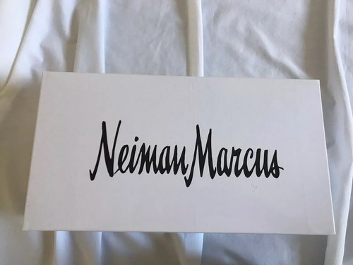 New! - Size 7.5 -Neiman Marcus Suzy Quilted Flats With Horsebit . Beige. - Picture 8 of 9