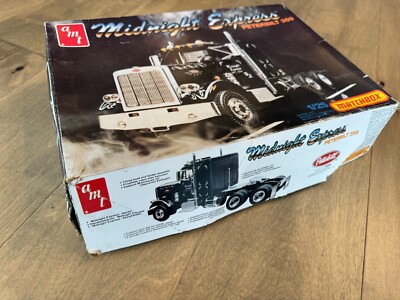 Vintage 1988 AMT/ERTL Midnight Express Peterbilt 359 1/25