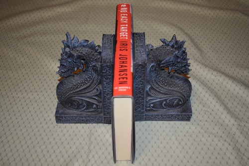 No Easy Target by Iris Johansen (Hardcover, 1st Edition/First Printing, signed) - Imagen 3 de 11