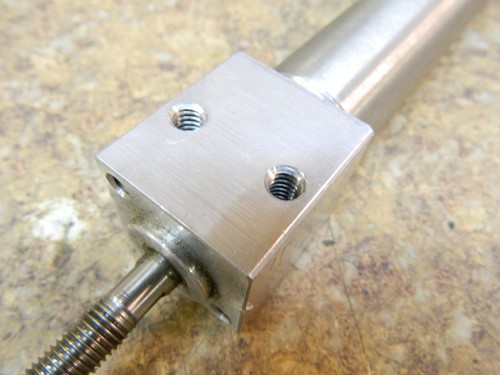 FABCO-AIR 1-1/16" Bore X 3" Stroke Pneumatic Cylinder Block Mount - Picture 6 of 9