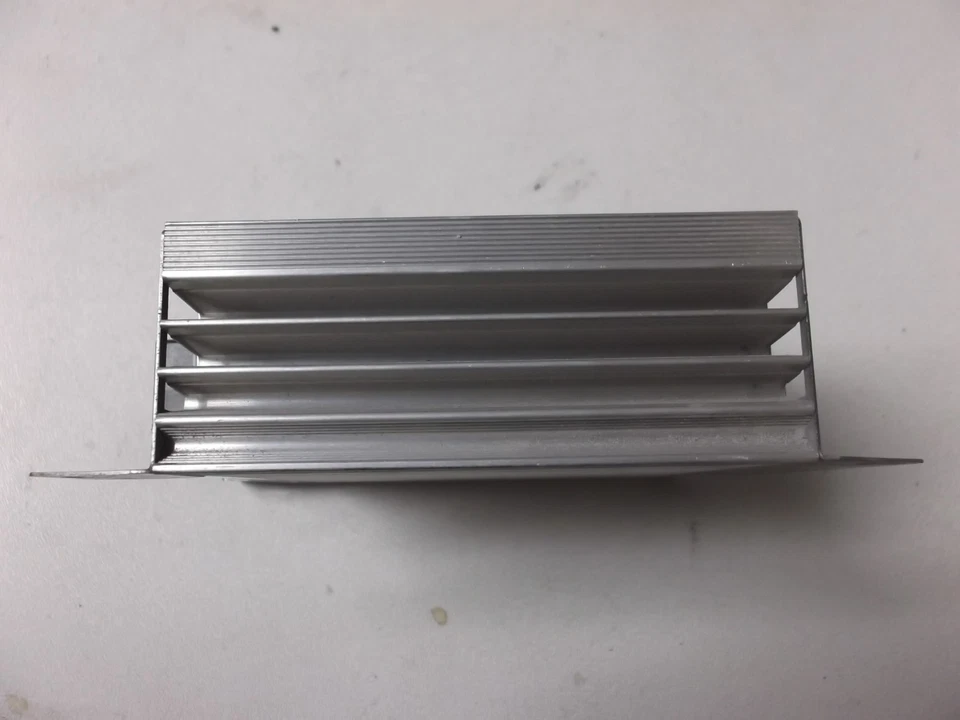 nv50733 Audi A4 S4 Avant 2005 2006 2007 2008 Bose Audio Amplifier 8E9035223D OEM - Image 4 of 4