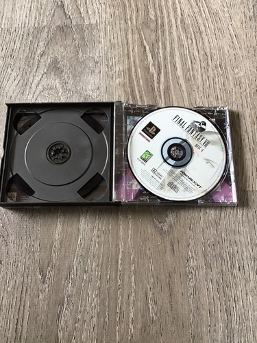 PS1 FINAL FANTASY VIII 8 Game Black Label Manual Case And Discs 2 & 4 - Picture 5 of 7
