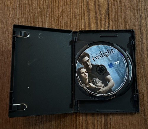 Die Twilight Saga komplette DVD Sammlung plus Destination Forks - Bild 4 von 21