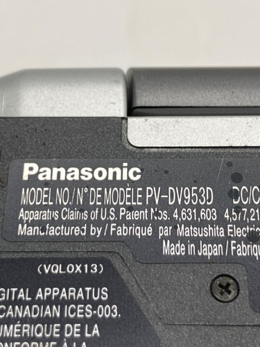 Panasonic Palmcorder PV-DV953 w/ Extras in Bag - Turns On, Otherwise Untested - Picture 18 of 19