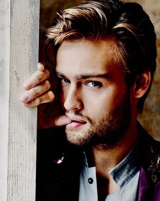 DOUGLAS BOOTH 8x10 PHOTO WM