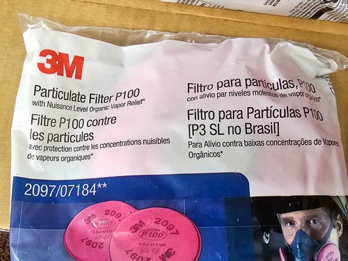 3M Atemschutzmaske Partikelfilter P100 2097 abgelaufen 01/2024 Koffer 100 Stück NEU - Bild 2 von 7