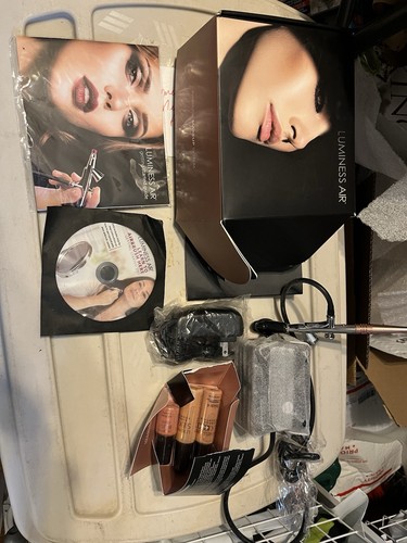 Luminess Air Airbrush Makeup System  Open box You get whats in pictures - Picture 2 of 7
