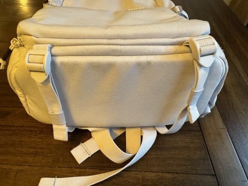 Brevite Laptop Backpack The Brevite 18 L Backpack - Boulder Tan - 第 2/9 張圖片
