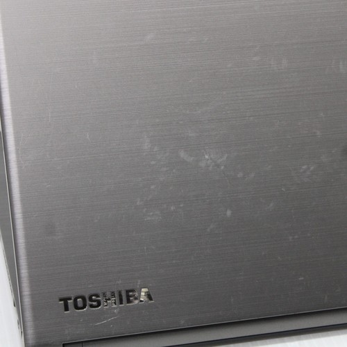 Toshiba TECRA A40 Windows 11 Pro 14 in Laptop Intel i5 6200U 8GB RAM 256GB SSD - Picture 14 of 15