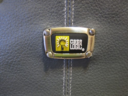 CASE LOGIC BLACK & GRAY BAG FOR TABLET/NOTEBOOK ETC 13.5" WIDE X 12 HIGH  739 - Picture 8 of 10